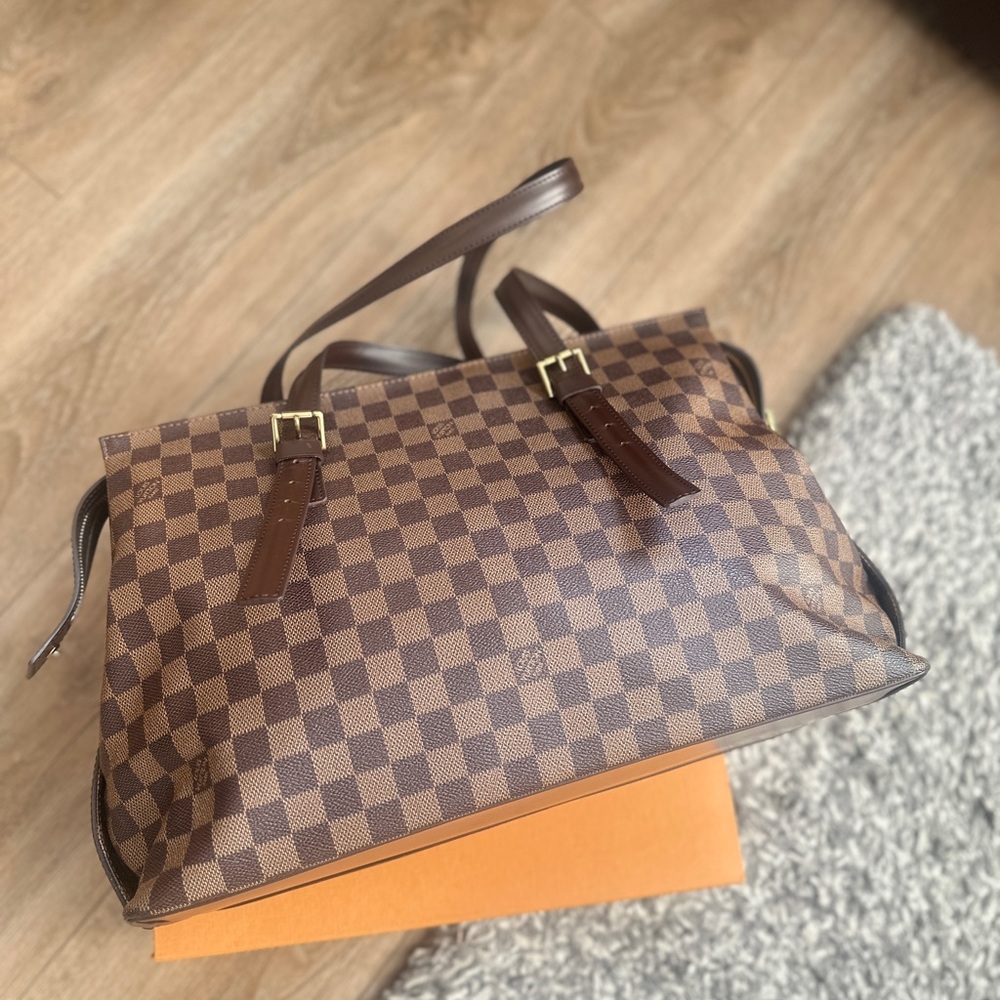 ❌SOLD❌🎉Authentic Louis Vuitton Chelsea Damier Ebene - Picture 10 of 15